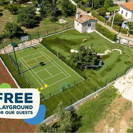 San Vincenti Villa *